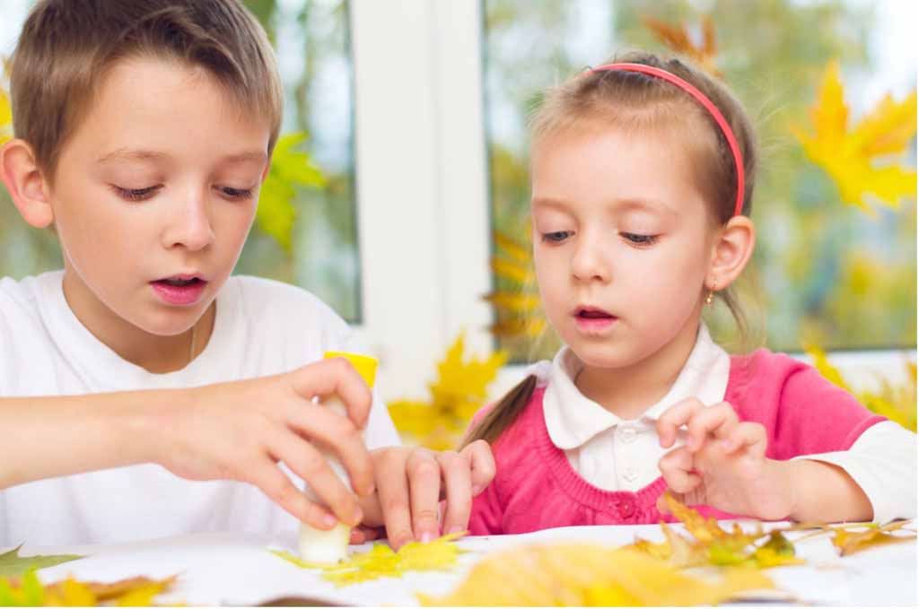 9 Kid-Friendly Holiday Crafts for a Fun & Cozy Cabin Stay