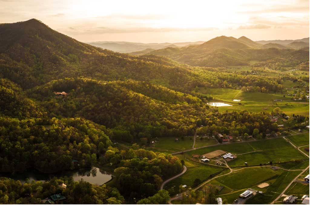 An Adventurer’s Guide to the Smoky Mountains